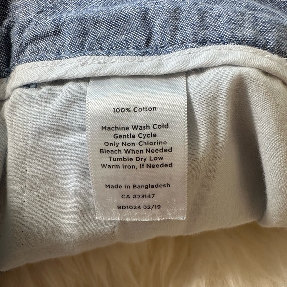 Talbots Chambray Scalloped Hem Shorts Size 10p - Picture 7 of 7